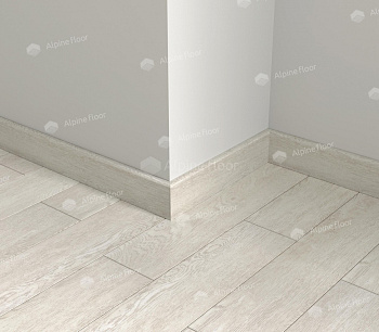 Плинтус Alpine Floor Parquet Light Голубой Лес SK 13-9