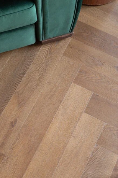 Кварцвиниловая плитка VinilPol Herringbone 9911 Паркет Пикассо