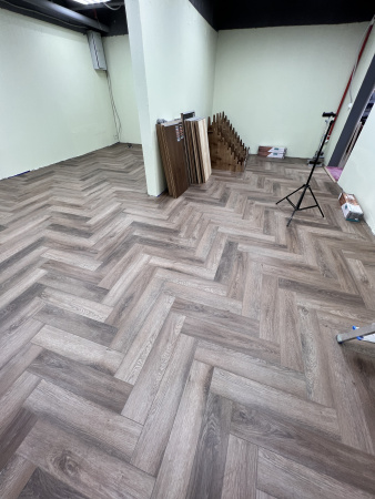 Кварцвиниловая плитка (Елочка) Alpine Floor PARQUET LIGHT Дуб Фафнир ЕСО 13-16