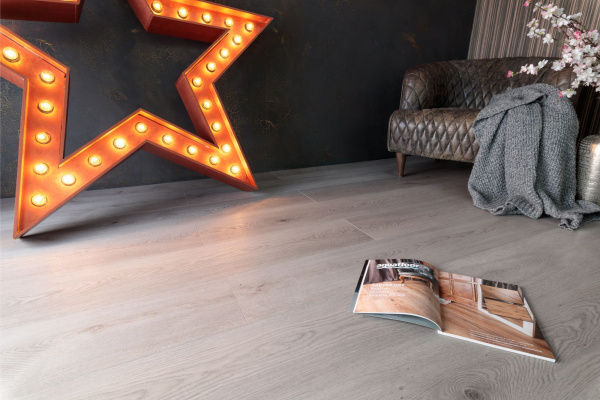 Кварцвиниловая плитка Aquafloor RealWood XXL AF8022XXL