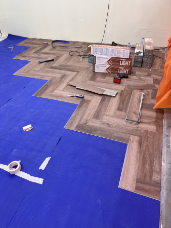 Кварцвиниловая плитка (Елочка) Alpine Floor PARQUET LIGHT Дуб Фафнир ЕСО 13-16