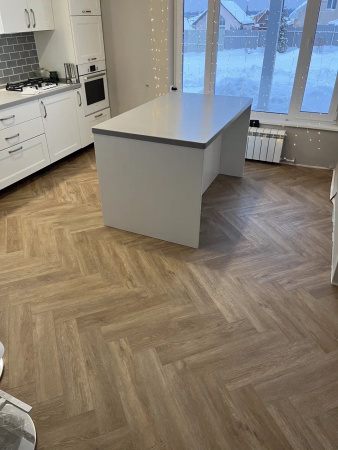 Кварцвиниловая плитка (Елочка) Alpine Floor PARQUET LIGHT ECO 13-10 Макадамия
