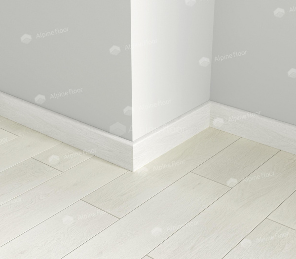 Плинтус Alpine Floor Parquet Light Белый SK 13-0