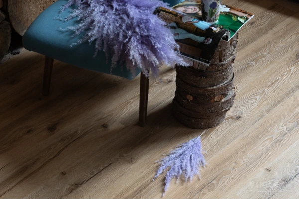 Клеевая кварцвиниловая плитка VINILAM Glue Дуб Марбург (Rich) 18222 Glue