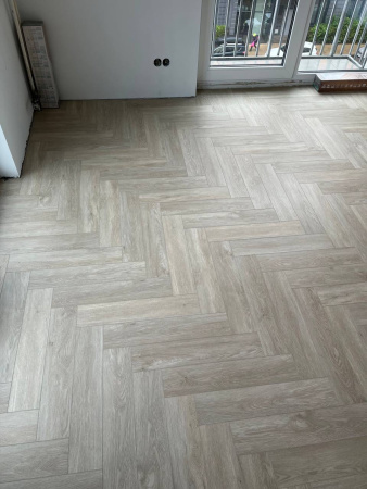 Кварцвиниловая плитка (Елочка) Alpine Floor PARQUET LIGHT Дуб Адара ЕСО 13-14